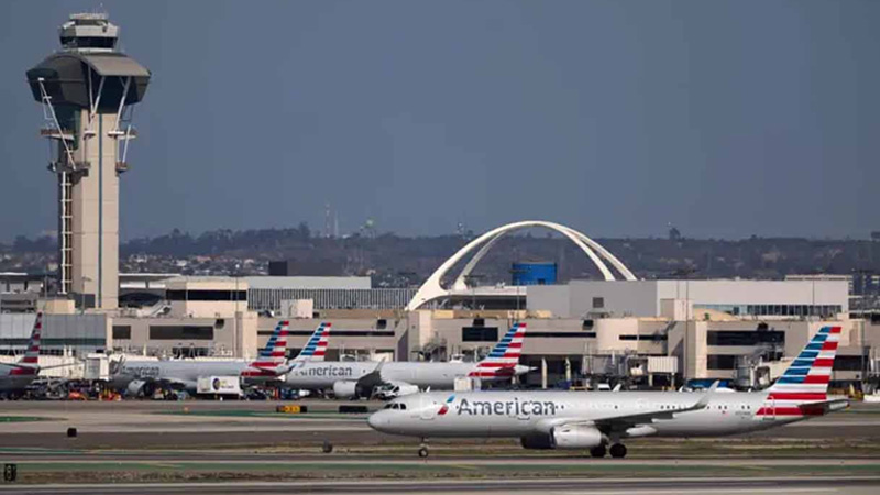 শাটডাউনে অচল, যুক্তরাষ্ট্রে হঠাৎ শত শত ফ্লাইট বাতিল